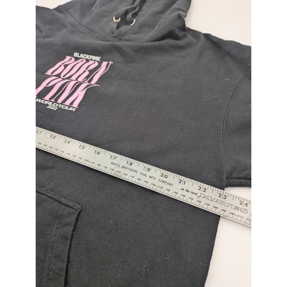 BlackPink Born Pink 2022 World Tour Crewneck Sweatshirt Large Faded Black/ Gray - Picture 5 of 9